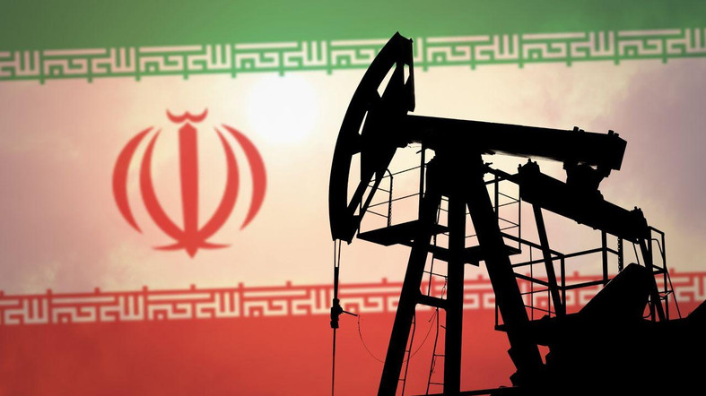 US Reimposes Iran Oil Sanctions After Tanker Attacks