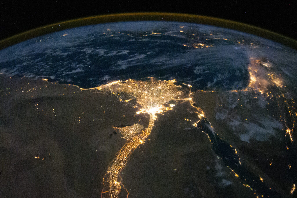 Heatwave Drives Egypt’s Power Demand to Record high of 40,000MW