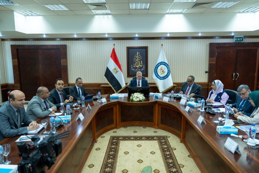 Badawi Hails Refinery Effeciency Drive at Alexandria Petroleum