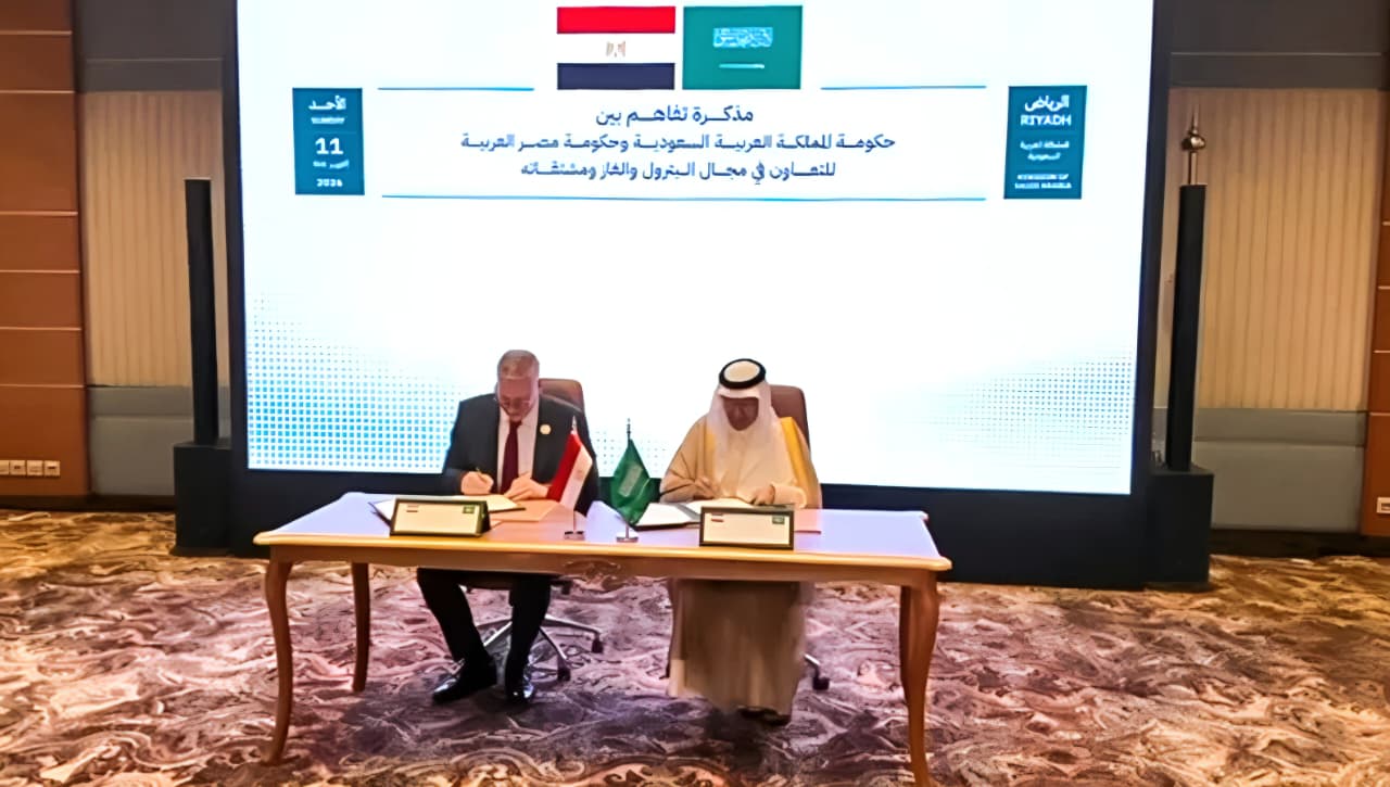 Egypt and Saudi Arabia sign oil and gas deal